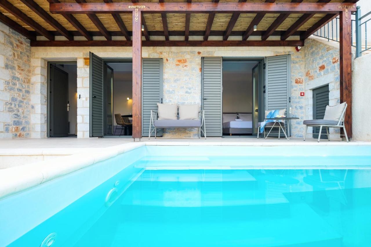 Margo Beach Hotel Gythio Extérieur photo