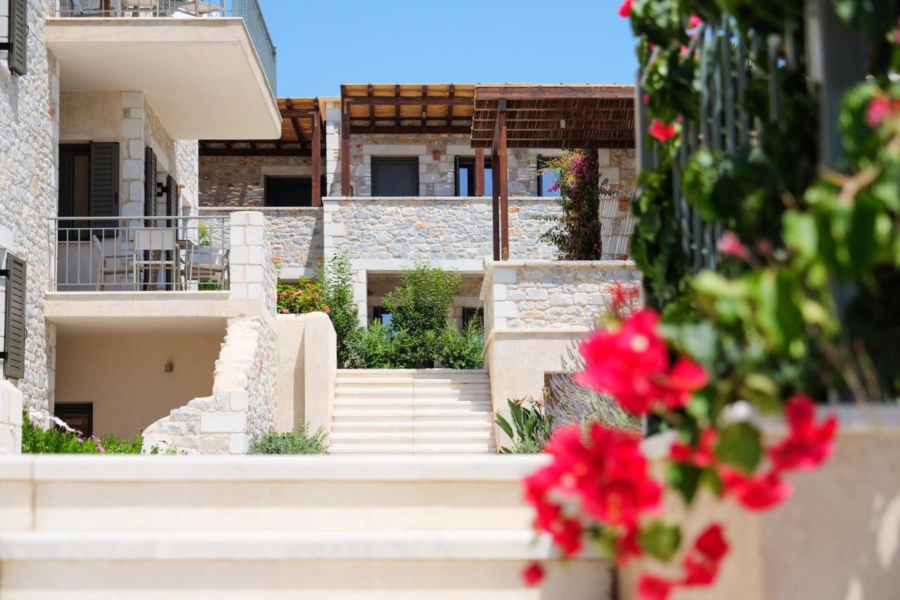 Margo Beach Hotel Gythio Extérieur photo
